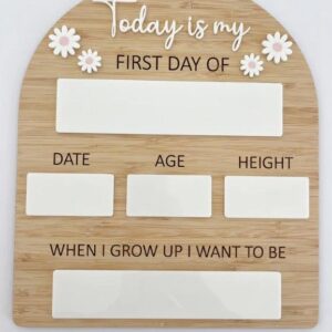 Penny & Co Collections - First Day Board Daisy Pattern
