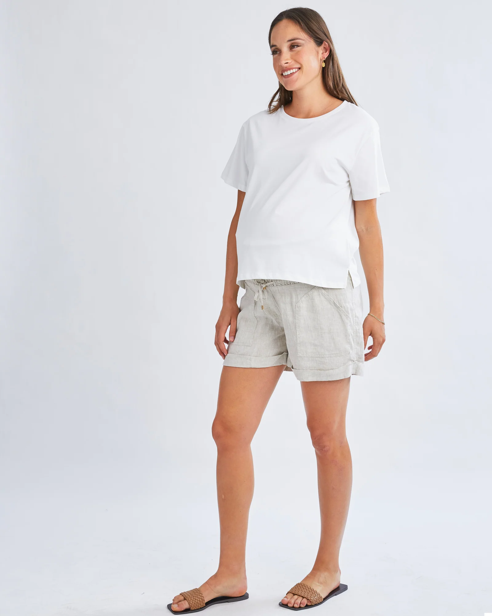 Zola Maternity Linen Shorts - Sand - Image 3