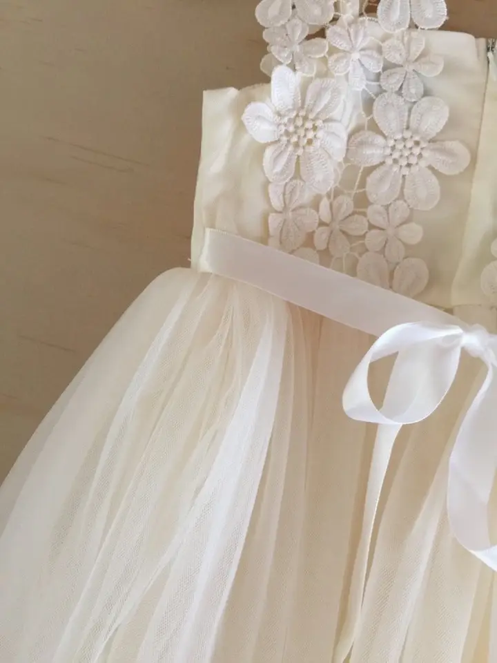 Layla Ivory Flower Girl Dress - Image 4