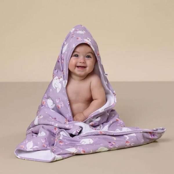 Snuggle Hunny Organic Hooded Baby Towel - Image 6