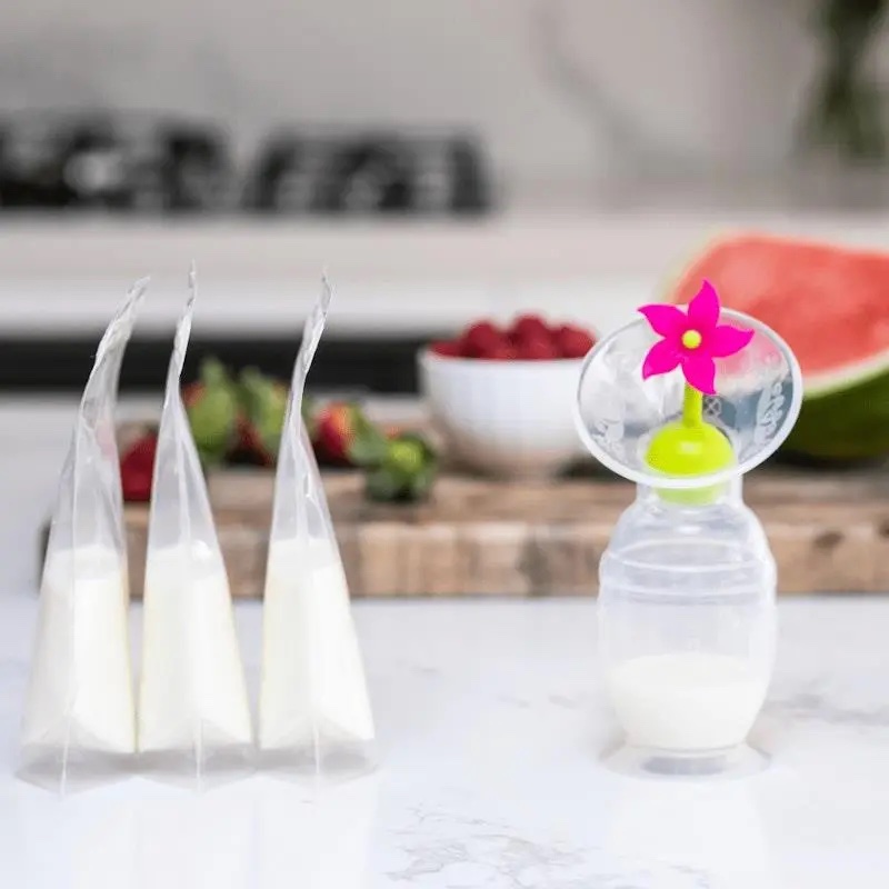 Haakaa 150ml Silicone Breast Pump & Flower Stopper Pack - Image 2